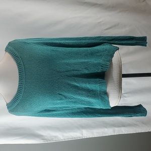 Bisou Bisou cropped open back green sweater in a size XL